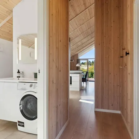 Holiday home Lovely Summer House With Spa, Close To The Beach, Vejby