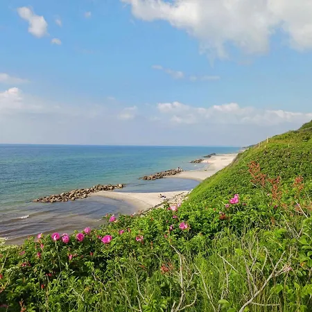 Lovely Summer House With Spa, Close To The Beach, Vejby